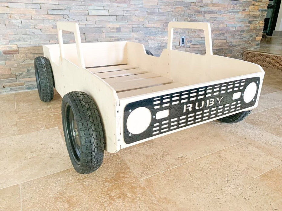 Bronco Bed for Toddlers - Wooden Furniture Children’s Floor Bed – Truck Bed for Kids – Kids Bedroom Furniture - Personalized Text